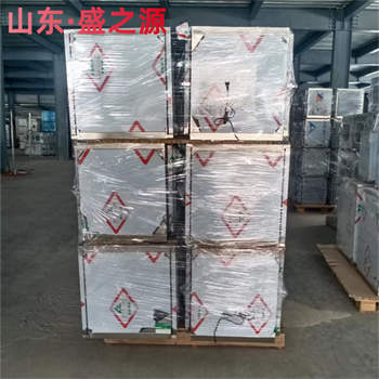 鄒城自?xún)羰絺鬟f窗